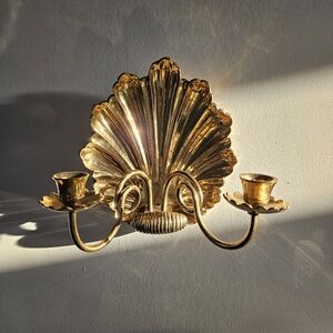 Vintage brass shell shape candle holder